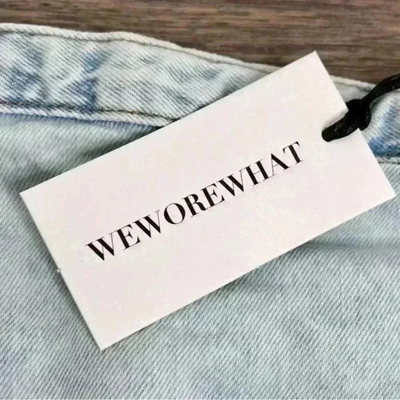 WeWoreWhat Cut-Out Denim Mini Skirt in a Super Light Indigo Wash. Sz Small. NWT! - Picture 10 of 14